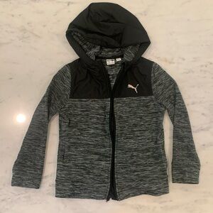 Boys Puma fleece zip up jacket - size xs (5/6)